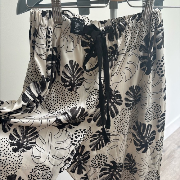 Tahari pj pants relaxed silk/satin - Picture 4 of 9